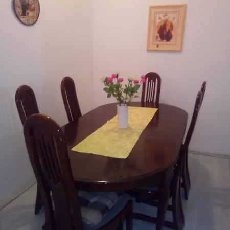 Apartament Jure *